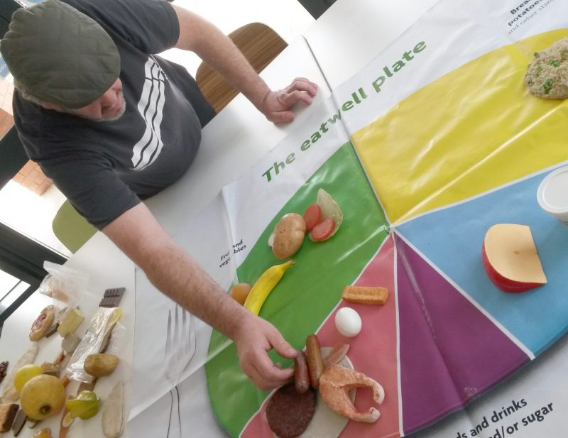 A hostel session shows the benefits of a balanced diet
